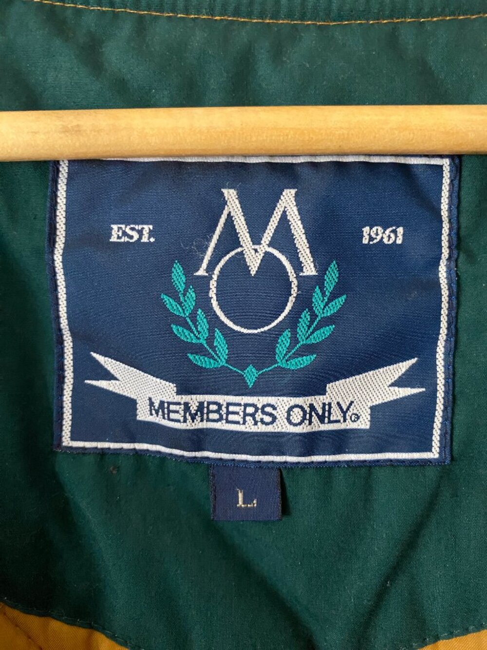 Vintage Members Only Racer Jacket Zip-In Quilted Liner Insert - Size: Men’s L - Picture 4 of 12